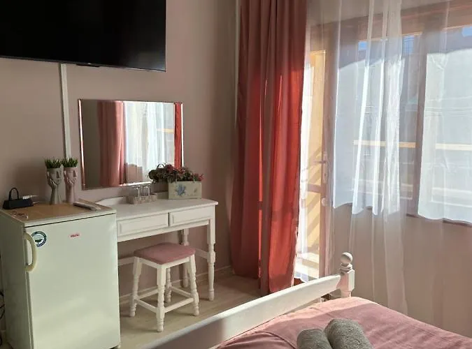 “poli” نيسيبار