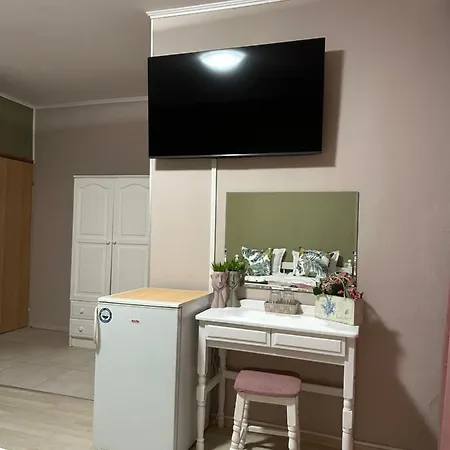 Guest house “poli”