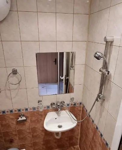 “poli” Guest house