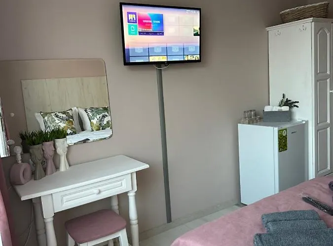 “poli” Guest house 4*