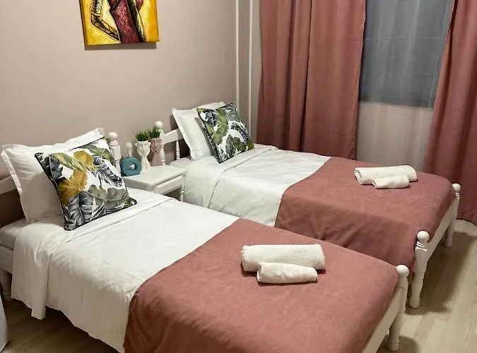 “poli” Guest house